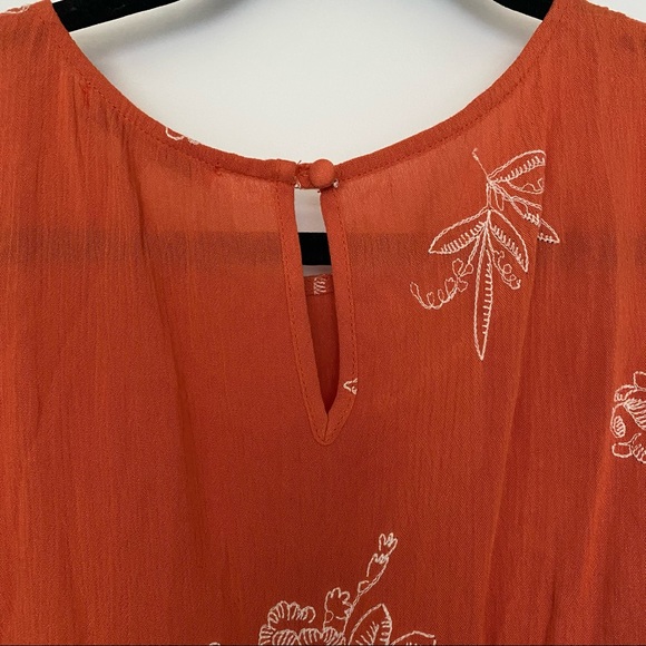 NWOT Ro & De Rust Ivy Floral Embroidered Cold Shoulder Top ORANGE - SIZE S - Picture 5 of 8